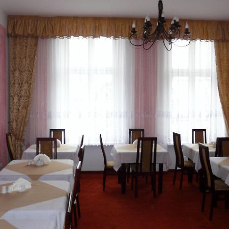 Hotelik Parkowy Legnica Exterior photo