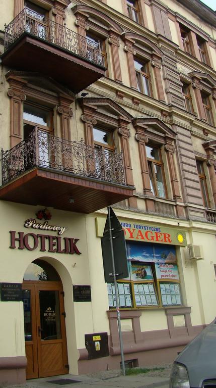 Hotelik Parkowy Legnica Exterior photo